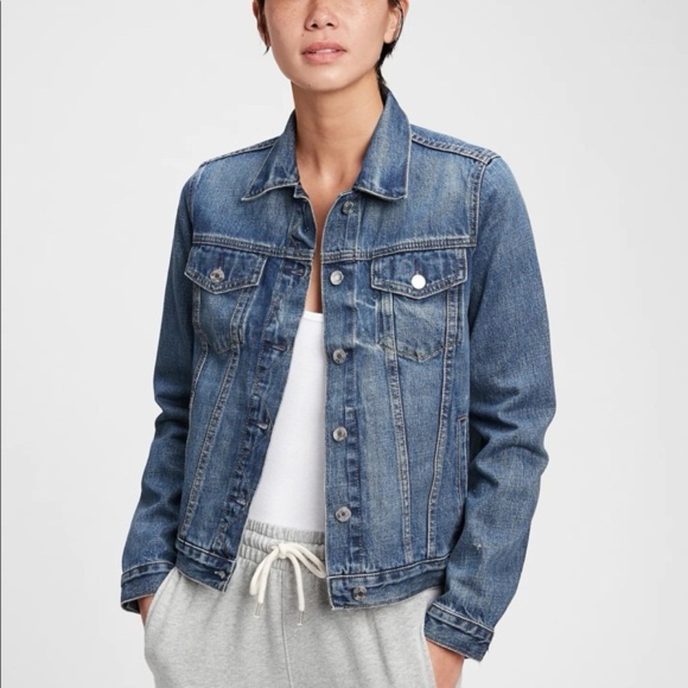 GAP 1969 Denim Jacket Size Small